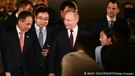 Kunjungi Vietnam, Putin Cari 'Arsitektur Keamanan' Asia Baru