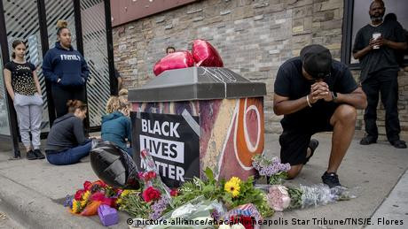 Kematian George Floyd Akibat Dicekik Polisi Minneapolis AS, Picu Kemarahan Warga